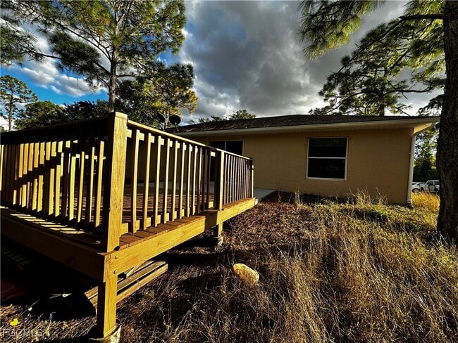 Building Photo - 301 East 12th Street