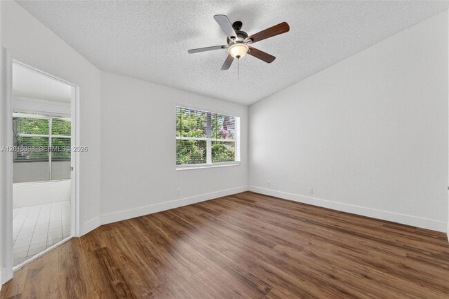 Building Photo - 16889 SW 1st Manor