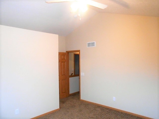 Building Photo - 6864 Mac Dr