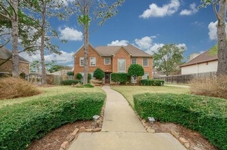 Building Photo - 24706 Mather Dr
