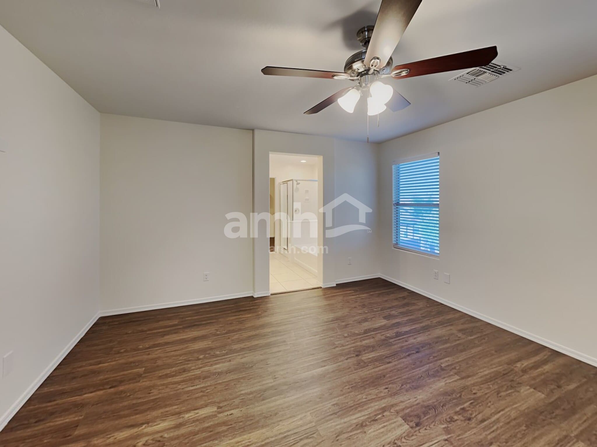 Building Photo - 3806 S 186th Dr