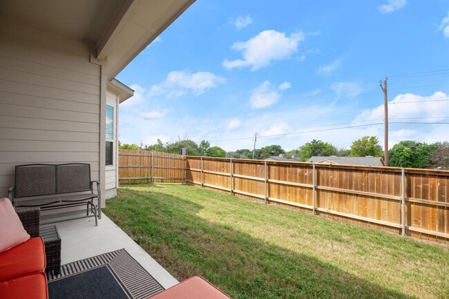 Building Photo - 12810 Stanford Dr