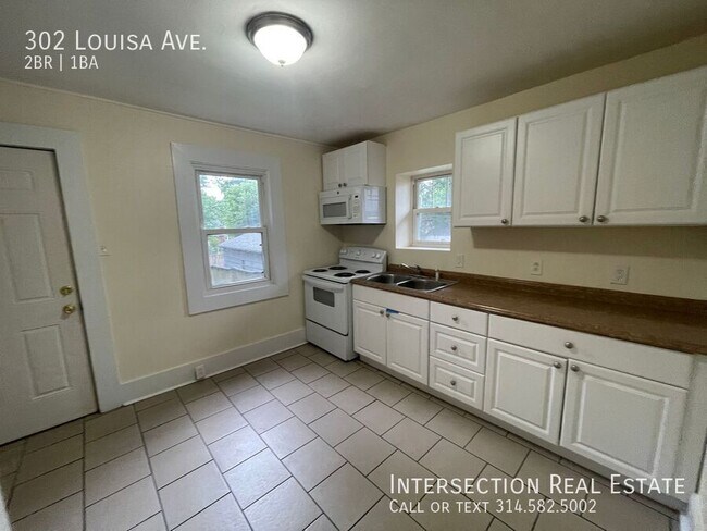 Building Photo - 302 Louisa Ave