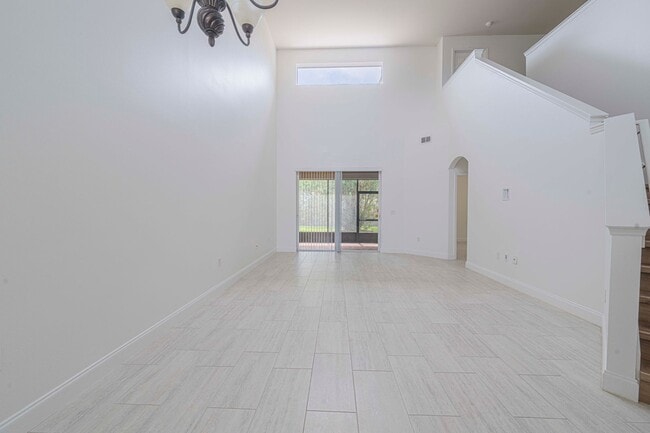 Building Photo - 3701 Titanic Cir