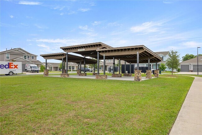 Building Photo - 5926 SW 76th Ct