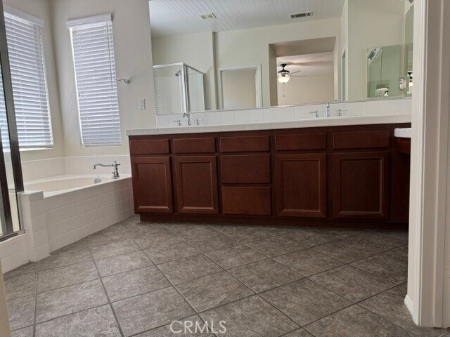 Building Photo - 1133 Shady Creek Dr