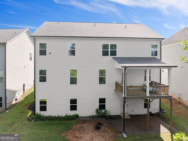 Building Photo - 4656 Silver Oak Dr