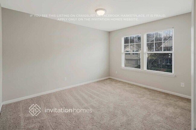 Building Photo - 10225 Snowbell Ct