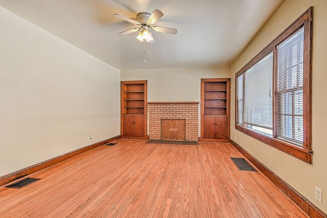 Building Photo - 3 Bedroom 1 Bath in Johnson City TN