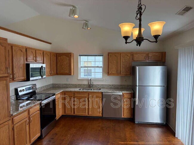 Building Photo - 4209 Manasota Ct