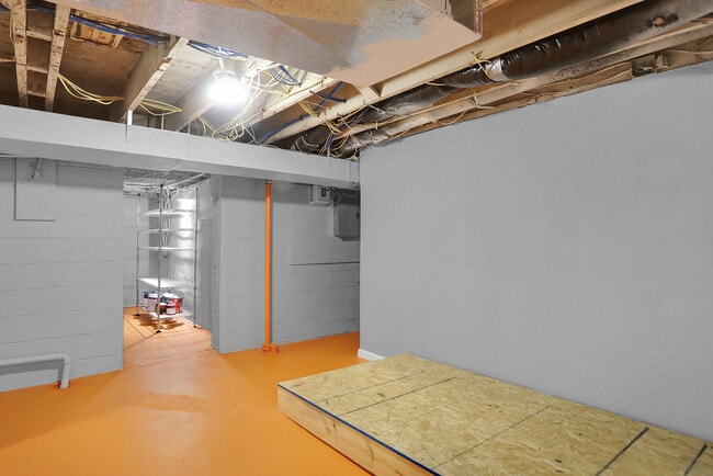 Building Photo - 233 W Westfield Blvd