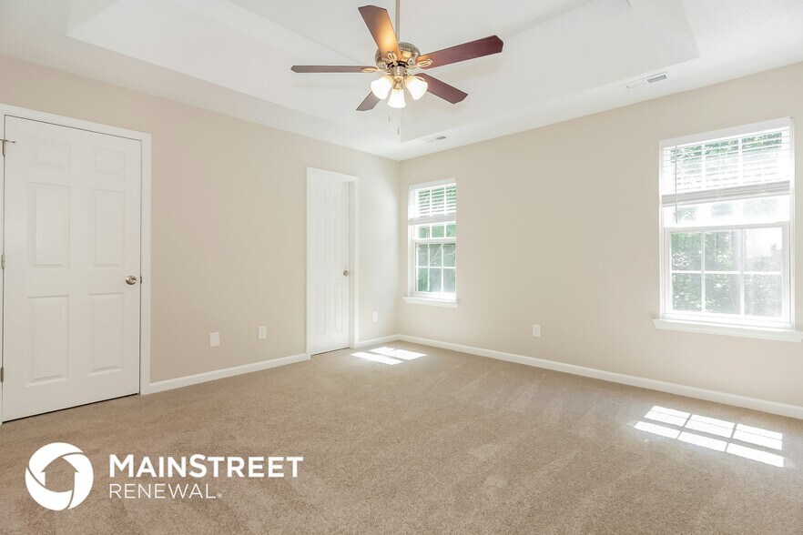 Building Photo - 934 Grassy Patch Ln