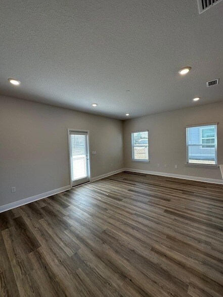 Building Photo - 5737 Stellarjay St