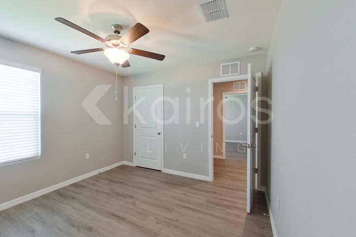 Building Photo - 8577 SW 43rd Ter