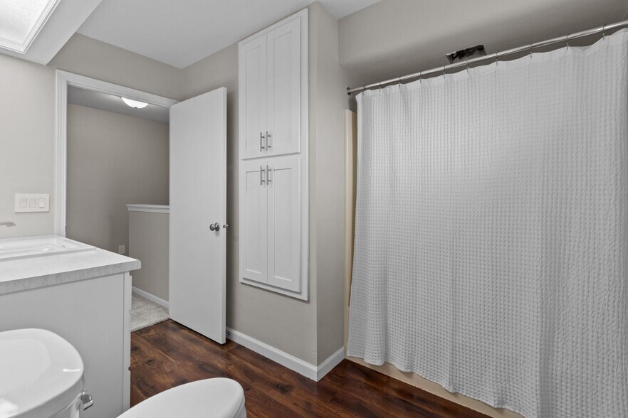 Building Photo - W6157 Aerotech Dr