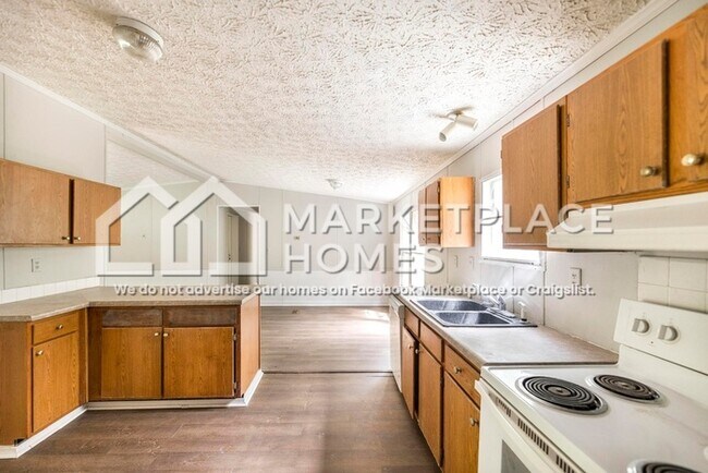 Building Photo - 112 Mandy Ct