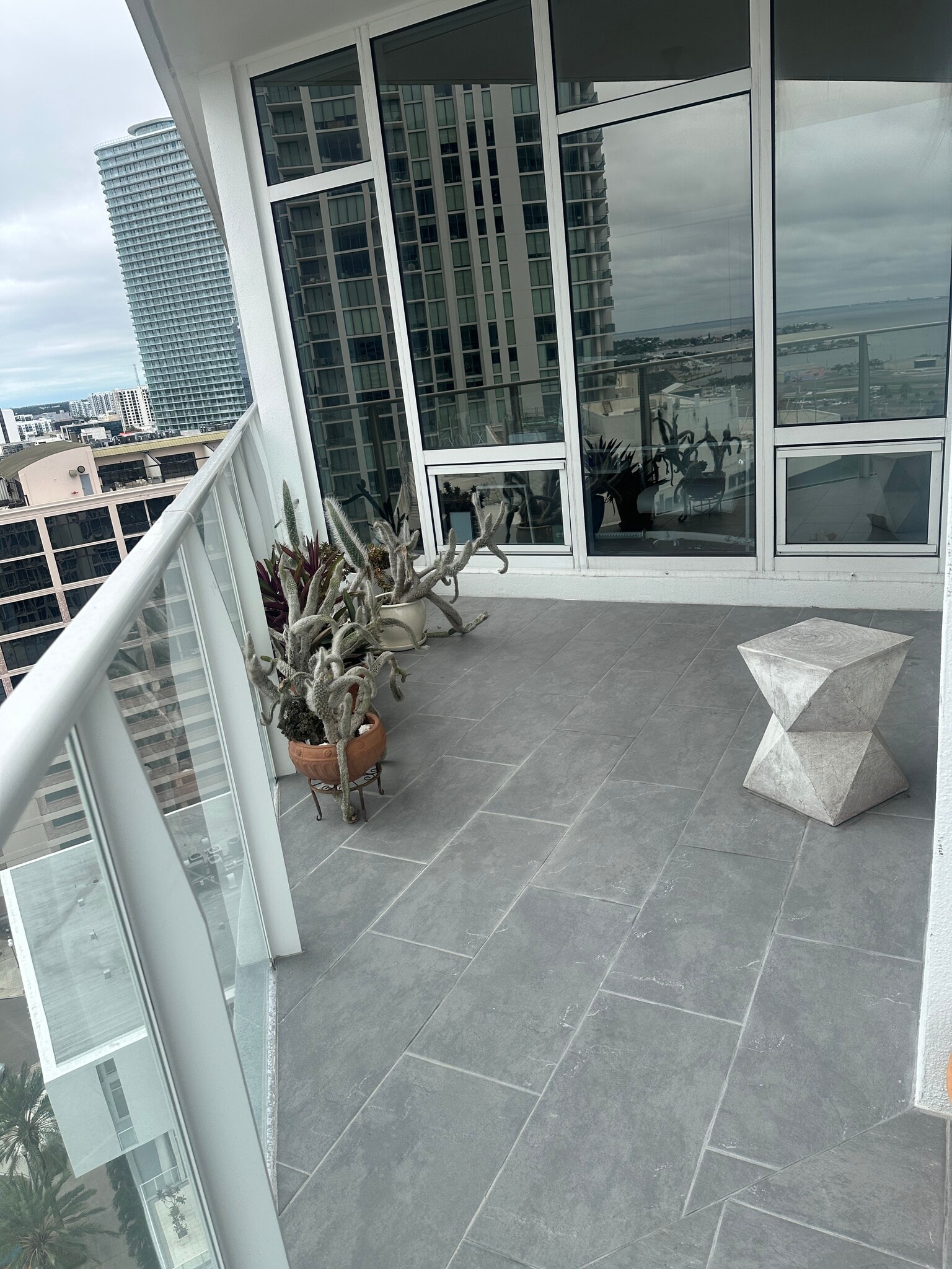 Balcony - 175 1st St S