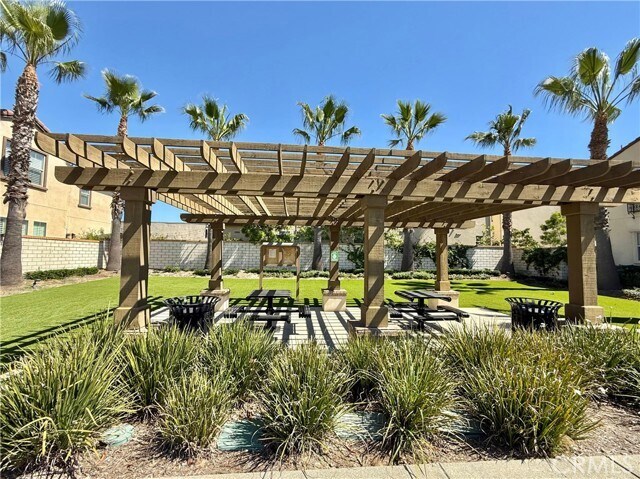 Building Photo - 14371 Cambria Ct