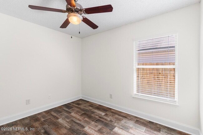 Building Photo - 2471 Coachman Lakes Dr