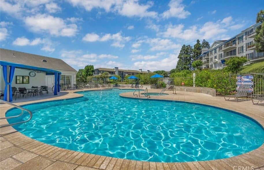 Building Photo - 200 McNeil Ln