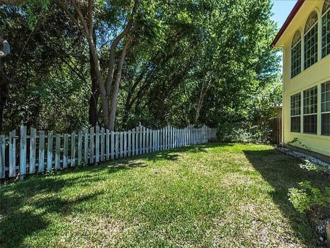 Building Photo - 16303 Ascent Cove