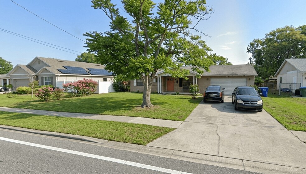 Building Photo - 2049 N Normandy Blvd