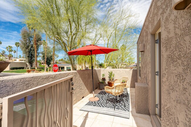 Building Photo - 48910 Noline Pl