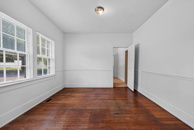 Building Photo - 251 Forbes Ave