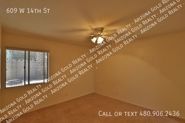 Building Photo - Tempe Los Prados