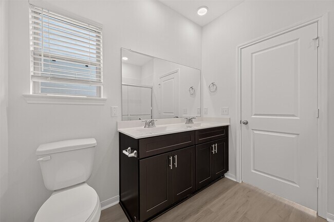 Building Photo - 338 Shady Cedar Hl Ln
