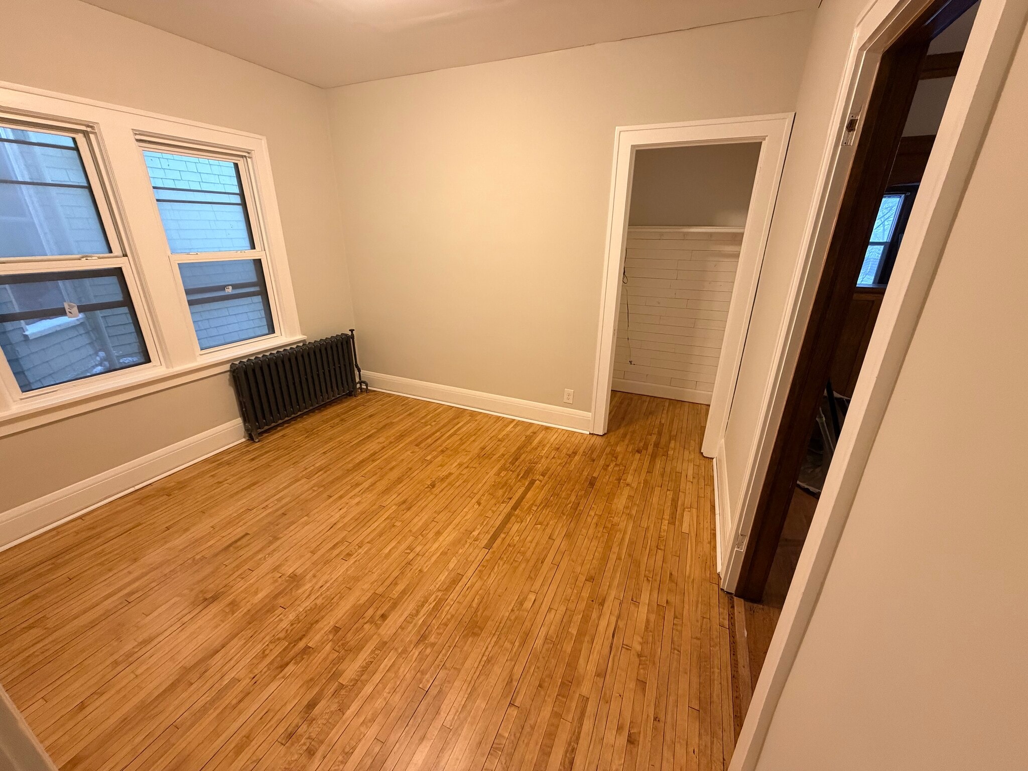 Building Photo - 808 Dayton Ave