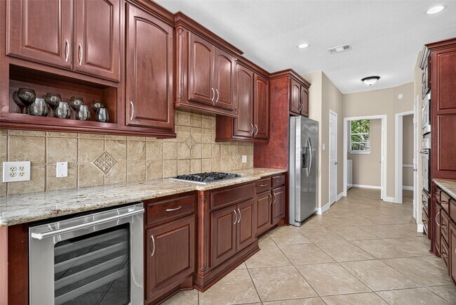 Building Photo - 1719 Cantigny Ln