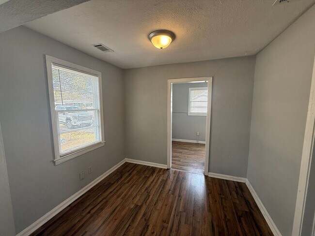 Building Photo - **ON HOLD** TOTAL ELECTRIC 2 or 3 Bedroom / 1 Bathroom Home for Rent in Columbus, GA***