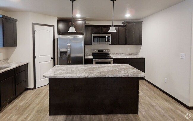 Building Photo - Fox Run Apartments