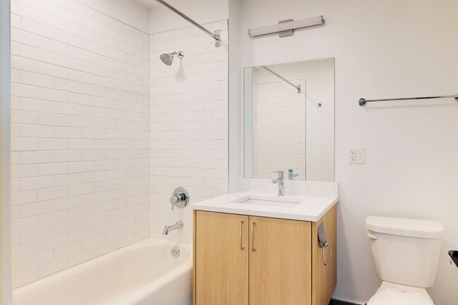 Floorplan - 5411-5421 S. Ellis Avenue