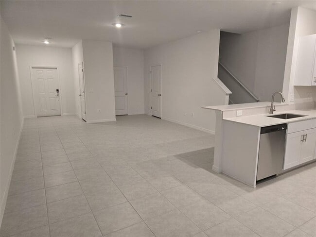 Building Photo - 9343 Cannon Bch Dr
