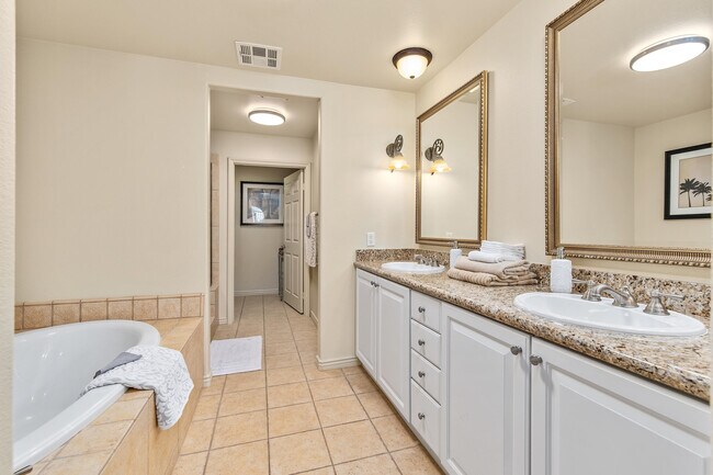 Building Photo - 45245 Seeley Dr