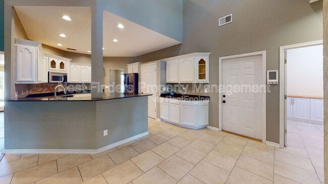 Building Photo - 11881 Honey Locust Dr