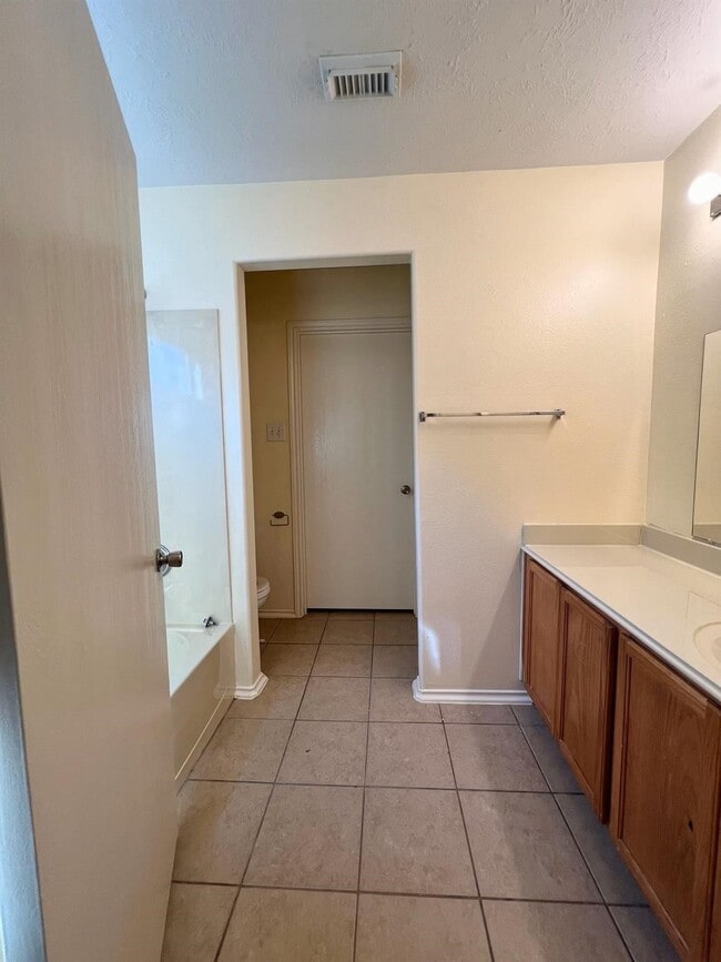 Building Photo - 1522 Glasholm Dr