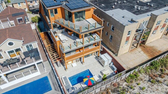 Building Photo - 11 Michigan St