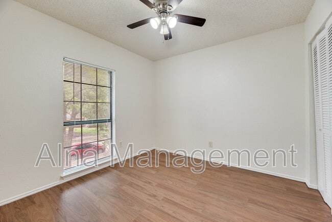Building Photo - 7713 Rice Dr