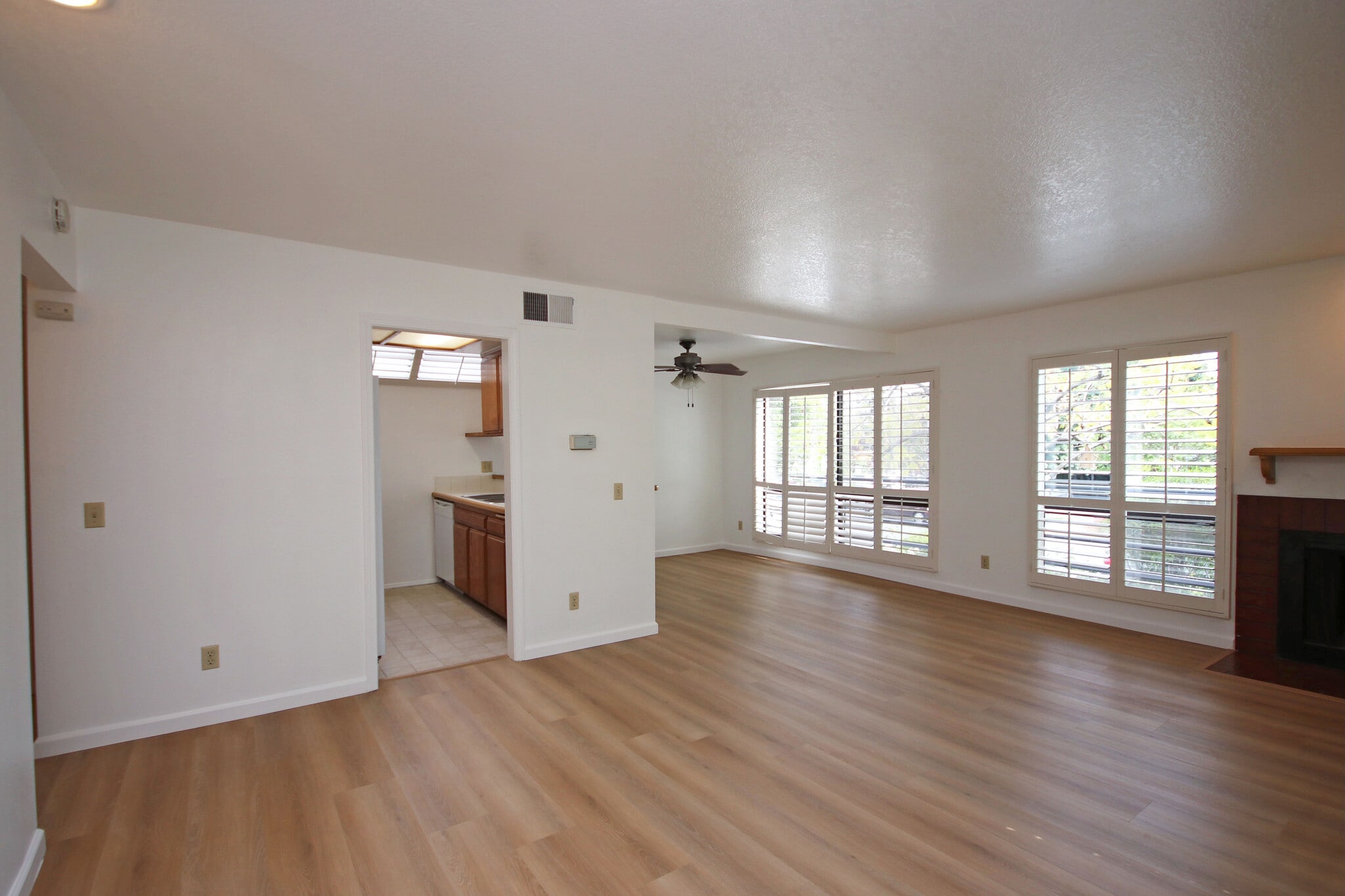 Building Photo - 311 E Glenarm St