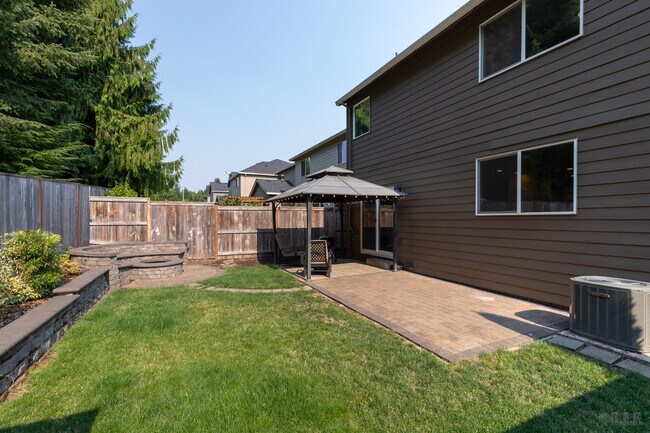 Building Photo - 33284 SW Havlik Dr