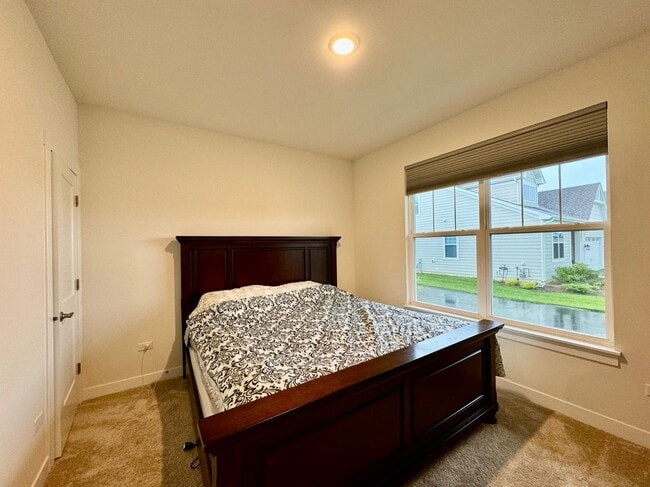 Building Photo - Newly Built 5-bedroom featuring luxe finishes and a spa-inspired master suite.