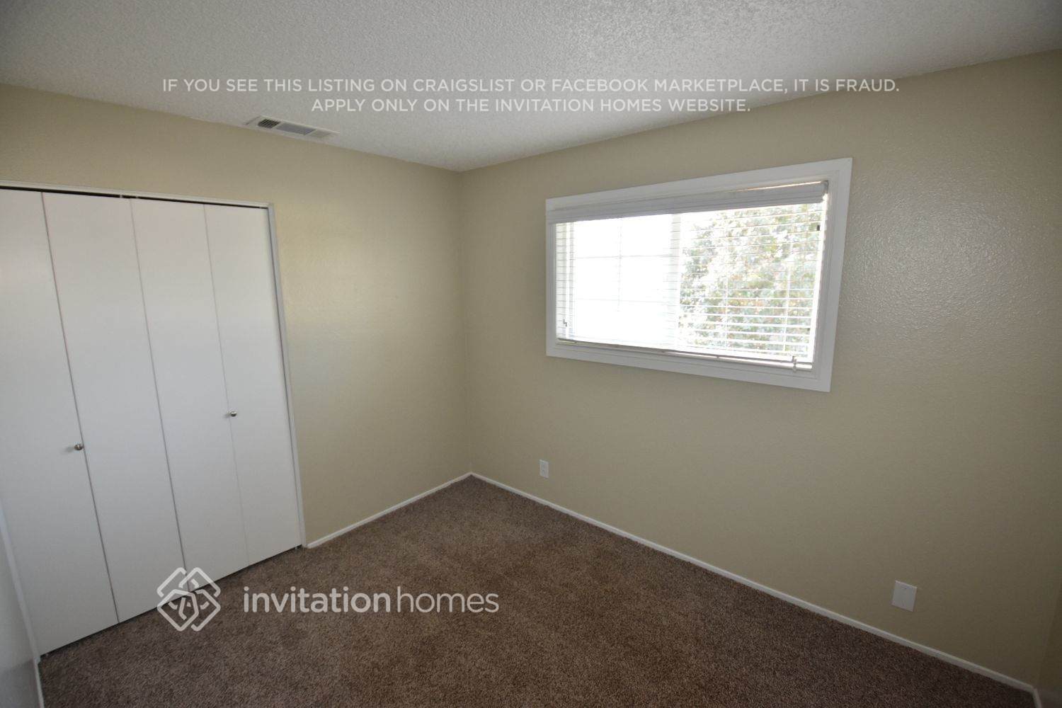 Building Photo - 518 Woodlark Dr