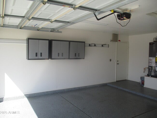 Building Photo - 16114 W Jackson St