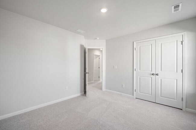 Building Photo - Very New Smart Home in the Palisades Area!