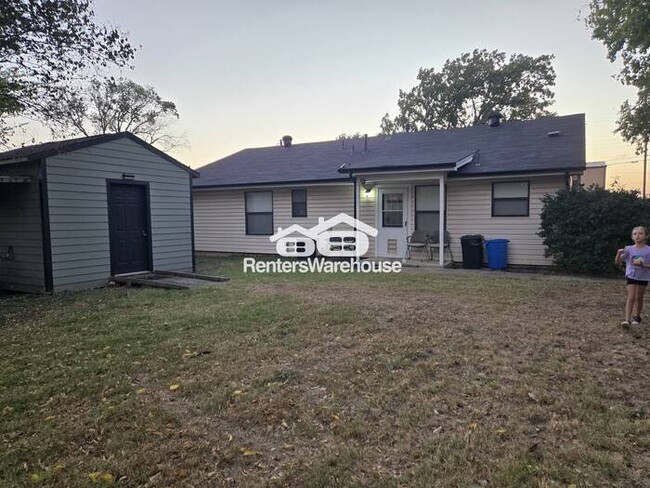 Building Photo - MOVE IN READY - IRVING - 3BEDS 2BATHS