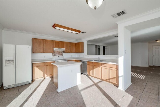 Building Photo - 13316 Thome Valley Dr