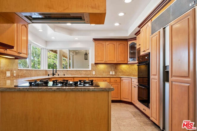 Building Photo - 3401 Alginet Dr